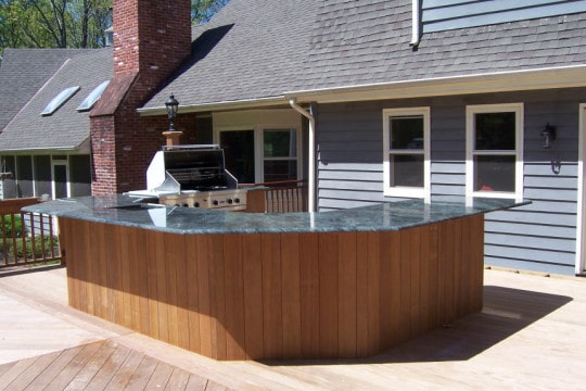 outdoor kitchen deck