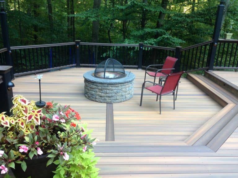 Popular Options For Composite Decking: Fiberon vs. Trex vs. Azek